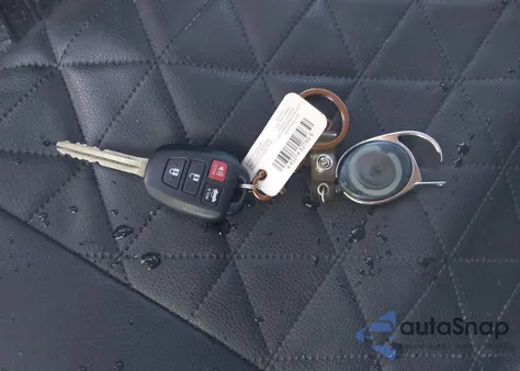 2019 Toyota Corolla Se из США, поврежденный, VIN 5YFBURHEXKP879968